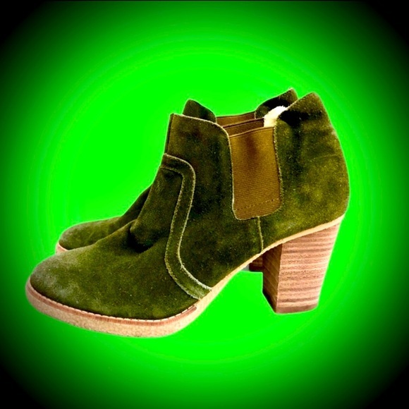 Gap Green Suede Ankle Boots - Picture 8 of 8